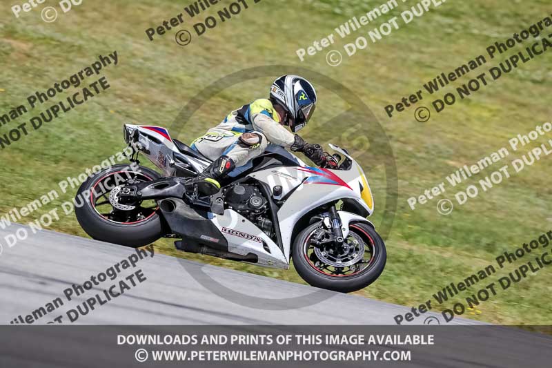 may 2019;motorbikes;no limits;peter wileman photography;portimao;portugal;trackday digital images